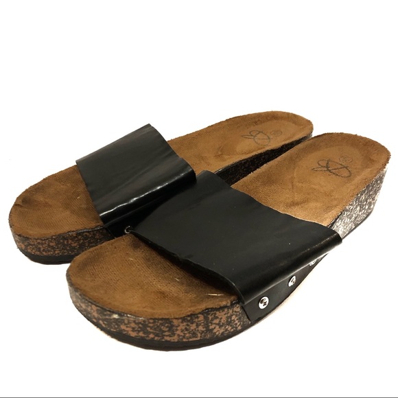 Shoes - BOUTIQUE LEATHER WEDGE SANDALS